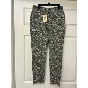 Easel Grey Leopard Print Skinny Jeans Womens S Raw Hem Stretch Denim‎ NWT